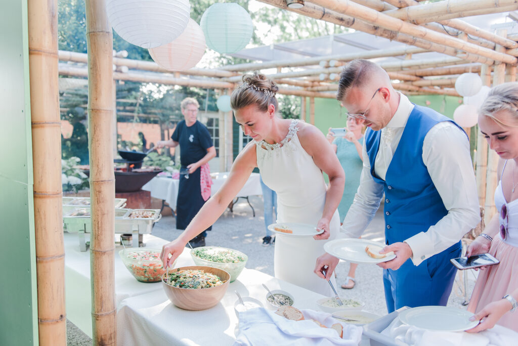 diner lopend buffet trouwfotograaf noord-holland