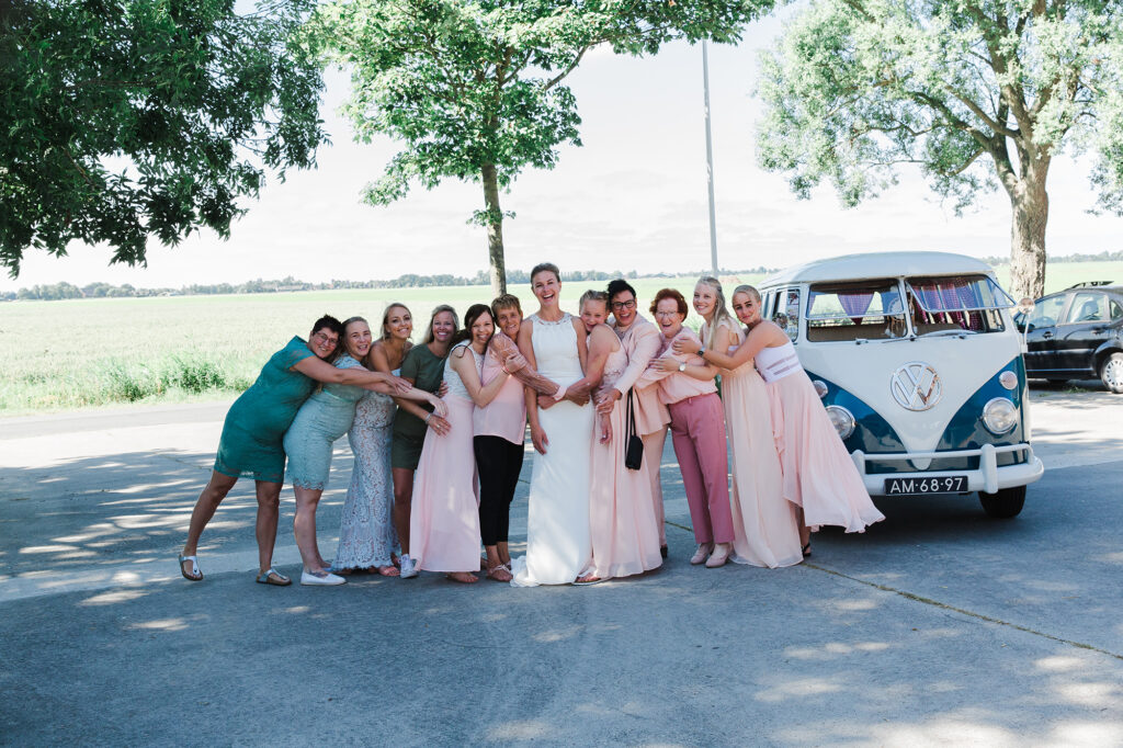 groepsfoto vrouwen trouwreportage friesland