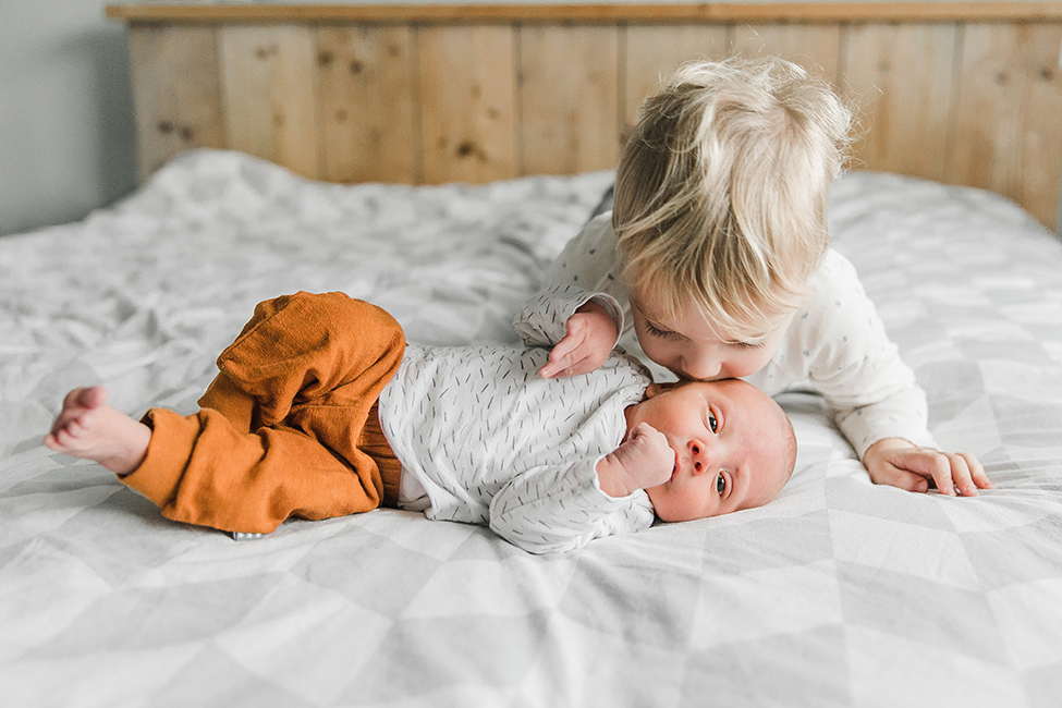 newborn fotograaf noord holland broer en zus