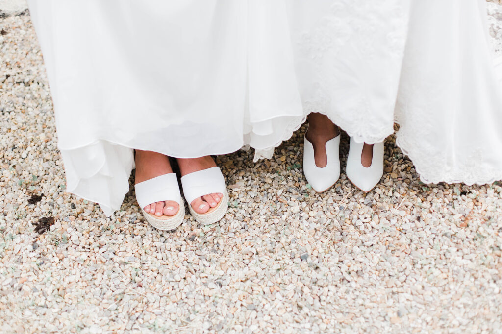 trouwschoenen zomers trouwfotografie noord-holland